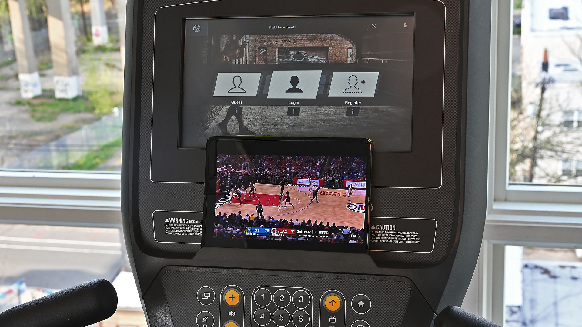 The Galaxy Fold’s main display is better than almost anything you’ll find at a gym.